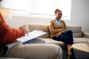 Woman of Black ethnicity at the psychotherapy